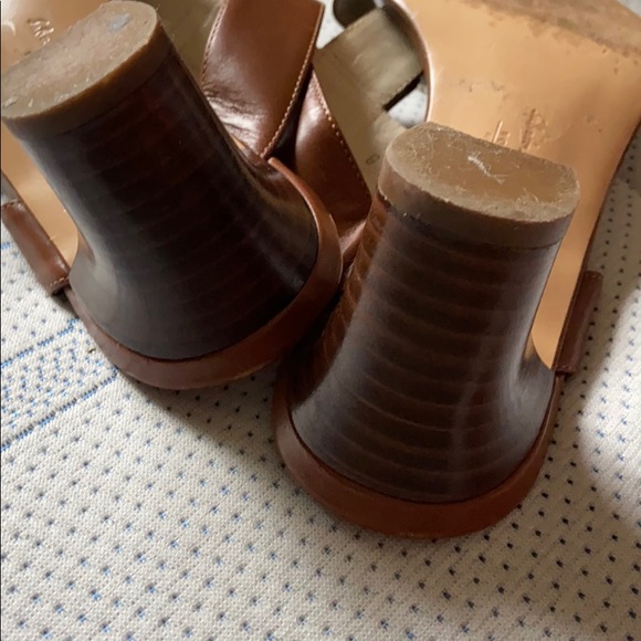 Authentic Ferragamo Sandals - Picture 4 of 5